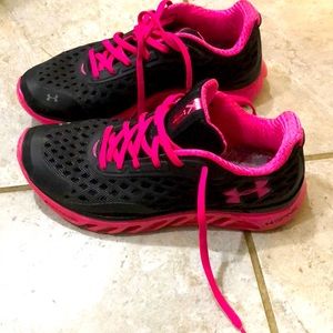 Under armor breast cancer awareness tennis shoes